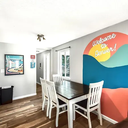 Dog Friendly And Family Sized Home In Denver Perfect For Your Furry Friend